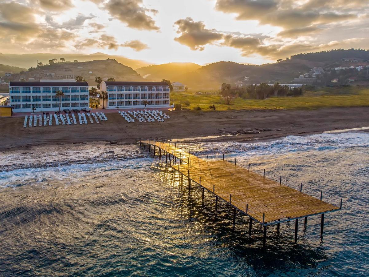 Lord Marina Hotel & Bungalows Alanya Bagian luar foto