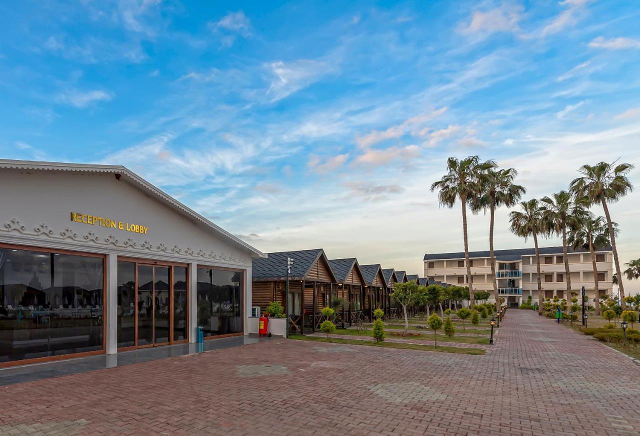 Lord Marina Hotel & Bungalows Alanya Bagian luar foto